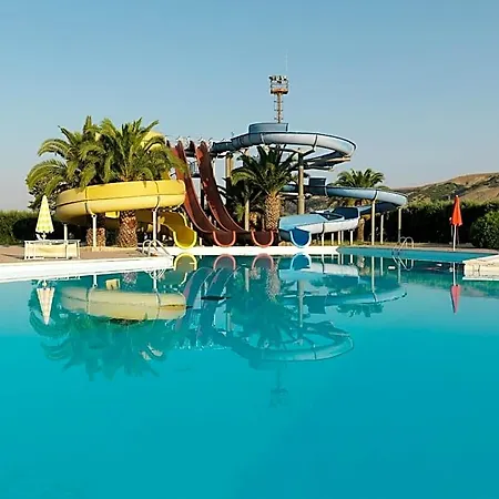Futura Club Porto Kaleo סטקאטו